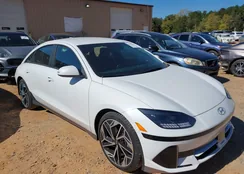 KMHM34AC8RA081406: 43452415