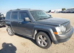 1C4NJPFB4ED577215: 43458079