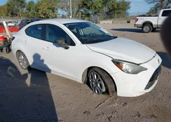 3MYDLBYV3JY324198: 43471701