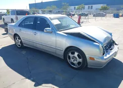 WDBJF65J81B249531: 43479716