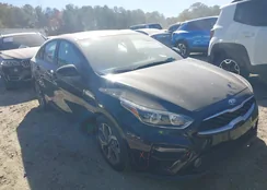 3KPF24AD1ME382744: 43503767