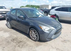 3MYDLBZV6GY107929: 42527141