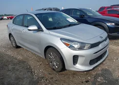 3KPA24AD1LE339370: 42559565