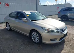 1HGCR2F83DA142985: 42567589