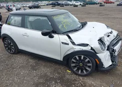 WMW13DJ01R2V18747: 42597107