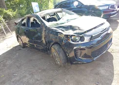 3KPA24AD7LE312710: 42608433