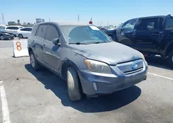 2T3YL4DV3DW001586: 42627823