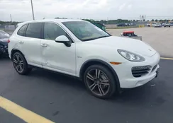 WP1AE2A23DLA14379: 42646293