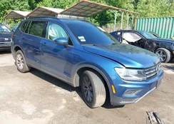 3VV0B7AX3LM042261: 42683618