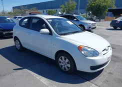 KMHCM3AC2AU169311: 42697111