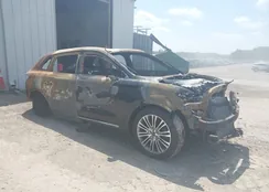 2LMPJ8LR3HBL10657: 42729375