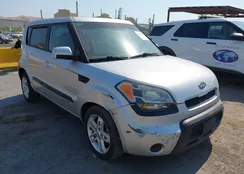 KNDJT2A26A7704302: 42733470