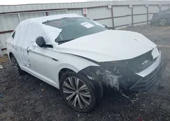 3VWCB7BU0KM240324: 42781084