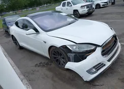 5YJSA1DP8DFP17806: 42782451