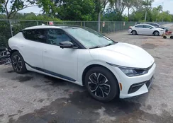 KNDC44LA7P5100526: 42800921