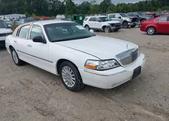 1LNHM81W43Y622188: 42813056