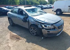 YV440MUM8H2003800: 42824052