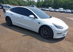 5YJ3E1EA9NF122211: 42841109