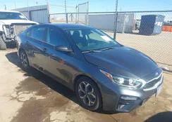 3KPF24AD4ME309318: 43906671