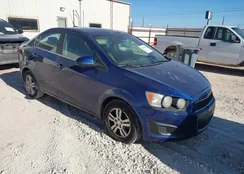 1G1JC5SB8D4200333: 43911795