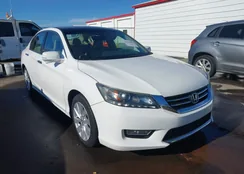 1HGCR3F89DA003403: 43920822