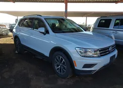 3VV3B7AXXKM067752: 43930103