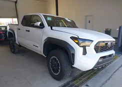 3TYLB5JN2ST091839: 43936661