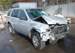 4F2CY9C79BKM07468: 43940254