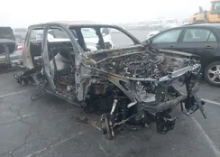 3TMKB5FN9RM012418: 43940971