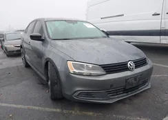 3VW2K7AJ5CM408852: 43944529