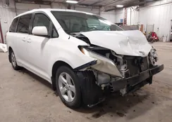 5TDKK3DC8BS162290: 43944733