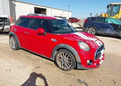 WMWXP7C53F2A38569: 43948654