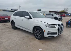 WA1LAAF73HD028135: 43950759