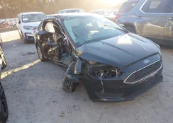 1FADP3F2XGL244454: 43951008