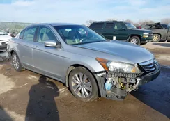 1HGCP2F80CA182803: 43954170