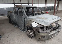 3C6UR5FL3GG155810: 43959841