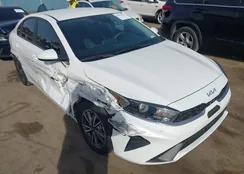 3KPF24AD0PE508659: 43961312