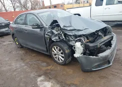 3VWDX7AJ5DM255448: 43960367