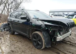 1C4PJLCB2JD556492: 43974018