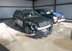 1C4PJMCS3GW155553: 43978277