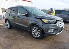 1FMCU0J95HUC04811: 43979880