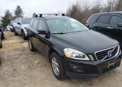 YV4960DL3A2106567: 43980645