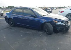 1HGCP2F40AA140626: 43984889