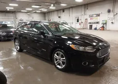 3FA6P0RU4GR275835: 43985842