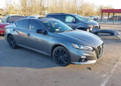 1N4BL4CW6NN312881: 43985296