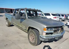 1GCGC33R1YF516832: 43989022