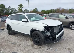 1V2JR2CA5RC621738: 43988480