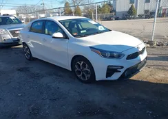 3KPF24AD6LE161915: 43988616