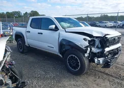 3TMLB5JN3SM090579: 43989795