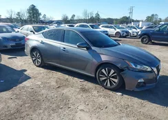 1N4BL4DV2KC121956: 43990493